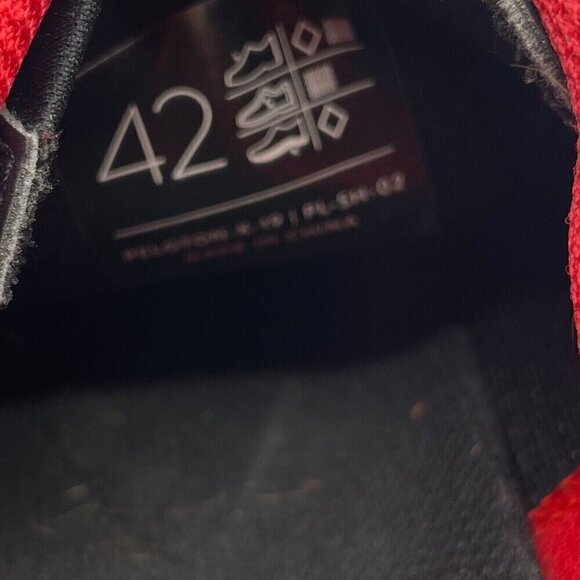 Peloton Cycling Shoes Cleats Men’s US 9 Size 42( EU) Womens 12 Black Red Indoor - Picture 7 of 9